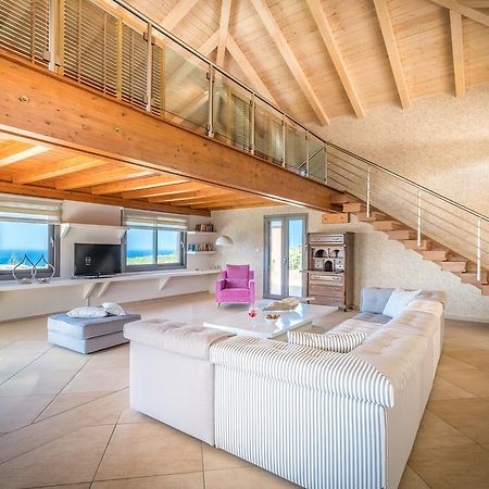 Villa Merovigli - Sea Views & Private Pool, Ideal For Large Groups, By Zantewize トラガキオン エクステリア 写真