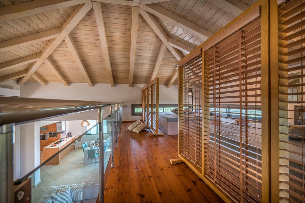 Villa Merovigli - Sea Views & Private Pool, Ideal For Large Groups, By Zantewize トラガキオン エクステリア 写真