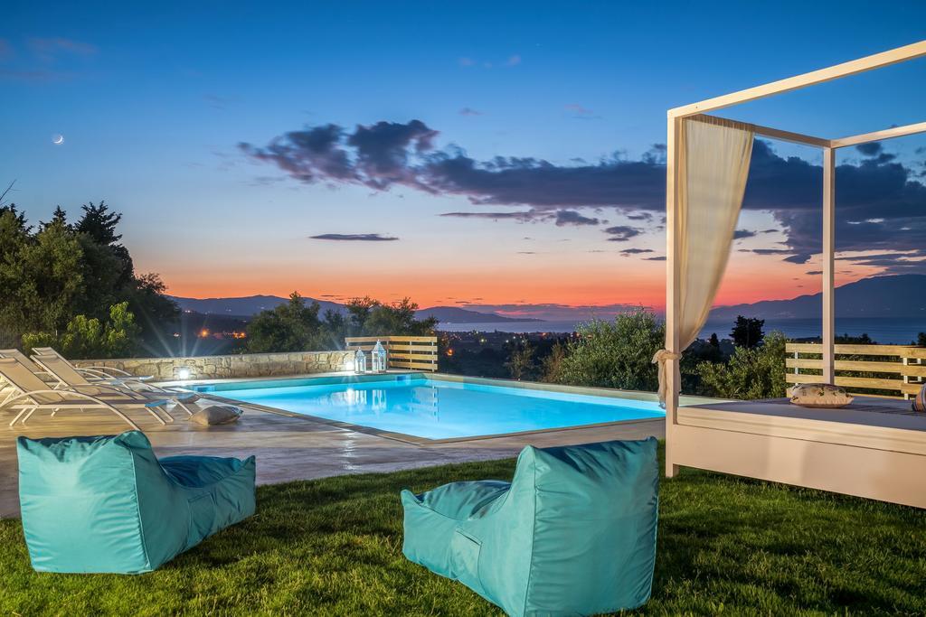 Villa Merovigli - Sea Views & Private Pool, Ideal For Large Groups, By Zantewize トラガキオン エクステリア 写真